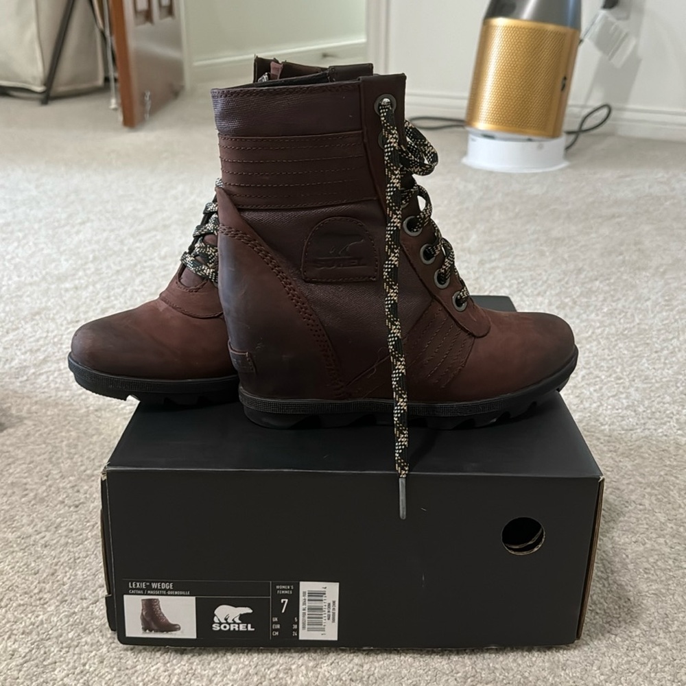 Sorel Women's Lexie Wedge Winter Boots Color is Cattail dark burgundy, size 7